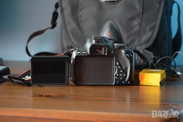 Фотоапарат Canon EOS 650D, обектив EFS 18-55, снимка 4 - Фотоапарати - 46518090