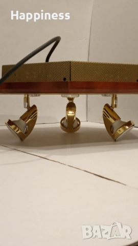 Лампа за таван с метални лунички въртящи и дървена рамка , снимка 5 - Лампи за таван - 52229805