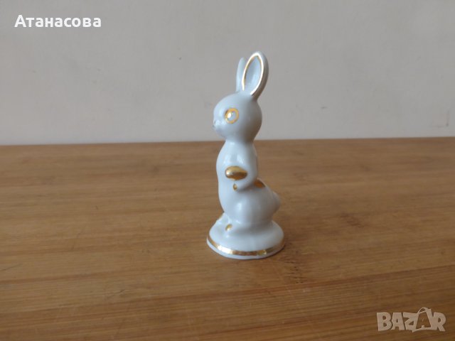 Украинска порцеланова фигура Бяло зайче статуетка, снимка 5 - Статуетки - 43690420