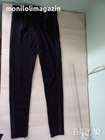 Черен клин с Черна лента от камъчета отстрани, няма дефекти, обличан веднъж 