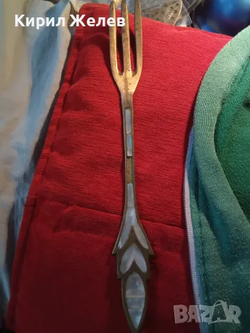 СТАРА ОГРОМНА БРОНЗОВА ЛЪЖИЦА РЪЧНО ИНКРУСТИРАНА със СЕДЕФ - ЧАСТ от РЕТРО КОМПЛЕКТ 45554, снимка 18 - Други ценни предмети - 47006144