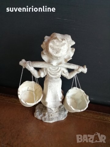 Декоративна статуетка , снимка 2 - Статуетки - 36825326