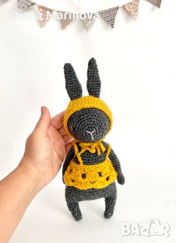 Зайче с шапка, детска играчка ръчна изработка, плетени играчки, подарък за дете, плетено зайче, снимка 7 - Плюшени играчки - 43143529