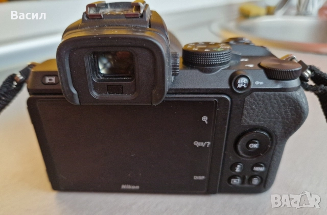 фотоапарат Nikon Z50 с обектив Nikkor Z DX 18-140 mm f/3.5-6.3 VR, снимка 2 - Фотоапарати - 52099808