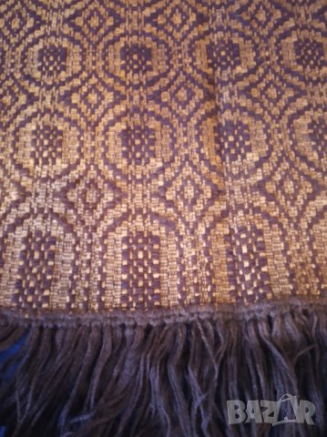 Вълнени двулицев и килими ръчна изработка, нови, снимка 4 - Декорация за дома - 44029975