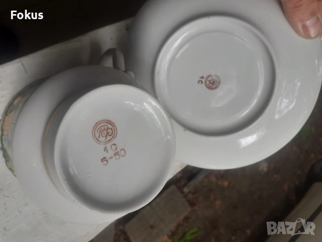 Руски порцелан позлата две големи чаши с чинийки печати, снимка 5 - Антикварни и старинни предмети - 53329733