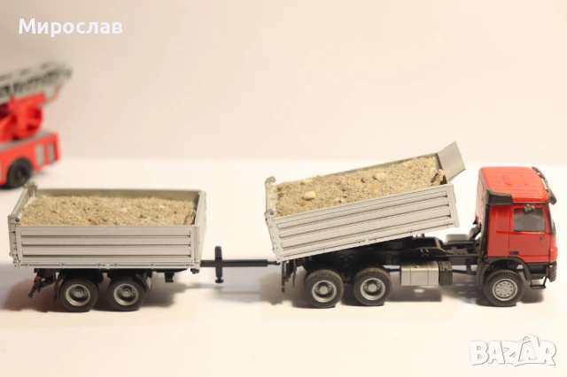 HERPA 1/87 H0 MERCEDES САМОСВАЛ ГОНДОЛА КАМИОН МОДЕЛ, снимка 6 - Колекции - 52725319
