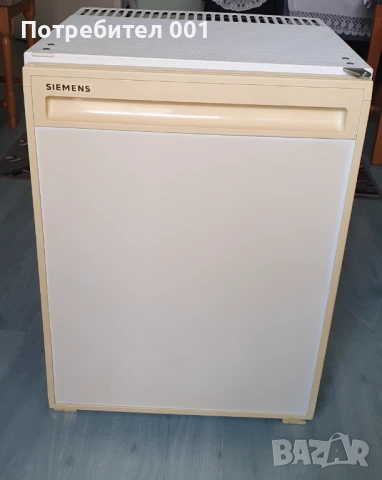 Хладилник Сименс -12 и 220 в., снимка 1