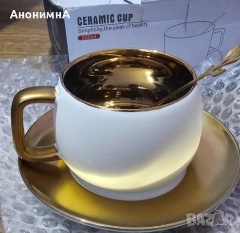 Комплект за чай или кафе в бяло и златно, снимка 4 - Чаши - 51904276
