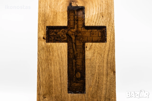 Дървена релефна икона с инкрустиран в смола кръст от дъб – натурален цвят, снимка 5 - Икони - 53225041
