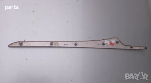  Лайсна Задна Лява Врата Мерцедес Е класа W210 (H), снимка 5 - Части - 49396610