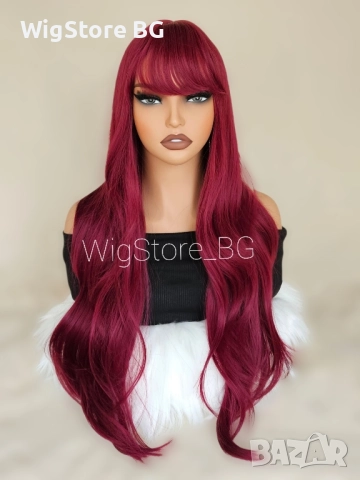 Червена бордо перука с бретон на леки къдрици