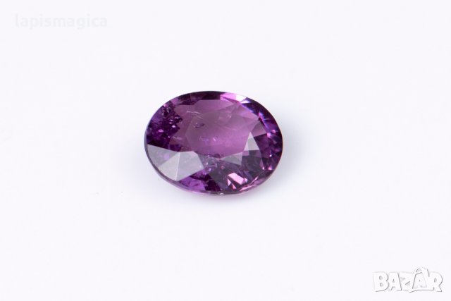 Виолетов сапфир 0.76ct овална шлифовка само нагряван, снимка 1 - Други - 37339145