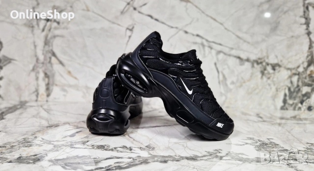 Мъжки маратонки - Nike Air Max Plus Drift, снимка 11 - Маратонки - 53571262