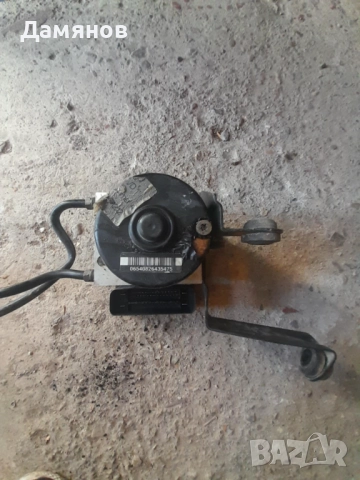 Помпа ABS FORD, снимка 2 - Части - 52493473
