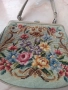Бродирана чанта., снимка 2