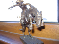 Бронзова пластика статуетка Broncho Buster, снимка 1 - Антикварни и старинни предмети - 44880264
