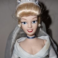 порцеланова кукла Дисни Пепеляшка булка Deagistuni Disney Princess , снимка 1 - Колекции - 43158467