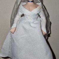 порцеланова кукла Дисни Пепеляшка булка Deagistuni Disney Princess , снимка 5 - Колекции - 43158467