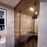 Стъклена преграда за баня, снимка 1 - Душ кабини и вани - 43777837
