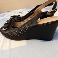 черни дамски обувки, снимка 2 - Дамски ежедневни обувки - 32381323