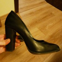 Дамски обувки , снимка 1 - Дамски обувки на ток - 38798167