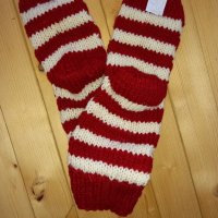 Ръчно плетени вълнени чорапи размер 40, снимка 1 - Дамски чорапи - 38357590