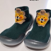 Чорапки с гумена подметка , снимка 3 - Детски пантофи - 38647148