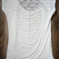 Ефектна дамска блуза, снимка 2 - Тениски - 39570907