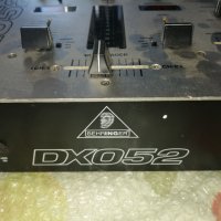 Смесителен пулт Behringer DX052, снимка 3 - Ресийвъри, усилватели, смесителни пултове - 32391942