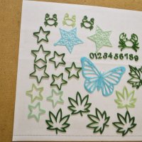 Пластмасови неща звезди, пеперуда, листа, раци, числа, снимка 1 - Други - 37544328