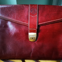 Продавам луксозна бизнес чанта от естествена кожа GIUDI, снимка 1 - Чанти - 44912734