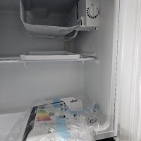 хладилник минибар Comfee , снимка 3 - Хладилници - 43176645