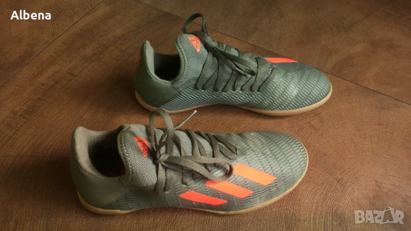 Adidas Ndoor X 19.3 IN J Soccer Shoes Размер EUR 37 1/3 / UK 4 1/2 детски за футбол в зала 187-13-S, снимка 1