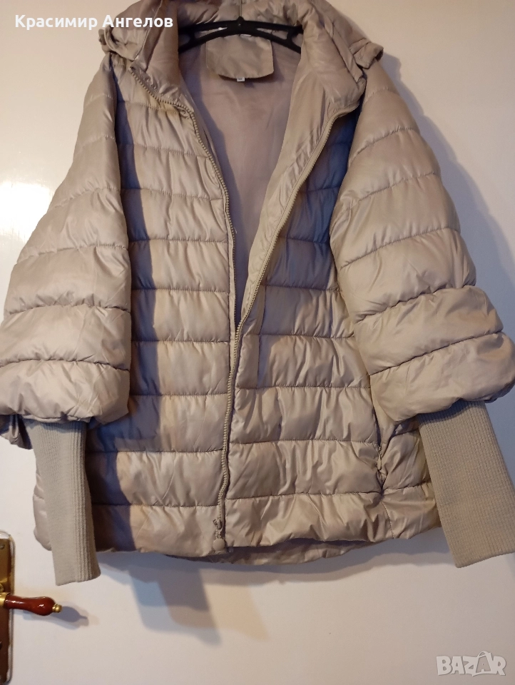 Дамско яке със сваляща се качулка и плетени ръкави размер 52 , снимка 1