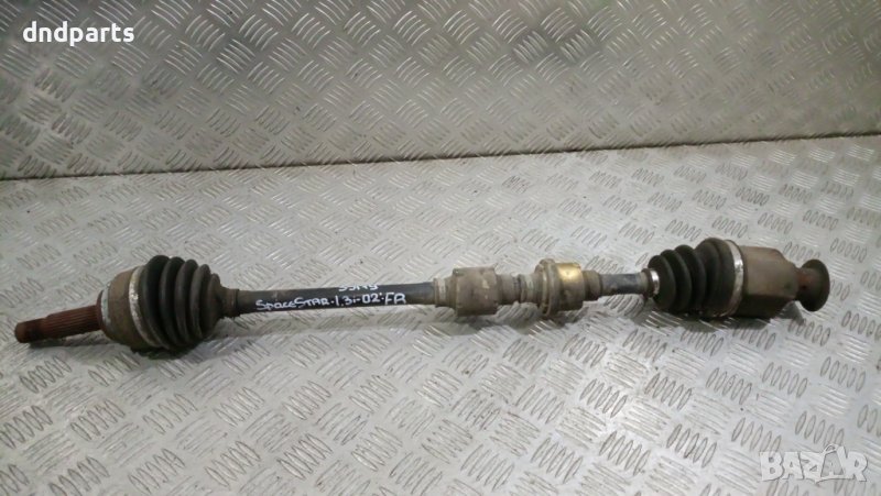 Полуоска Mitsubishi Space Star 1.3i 2002г.(предна дясна)	, снимка 1