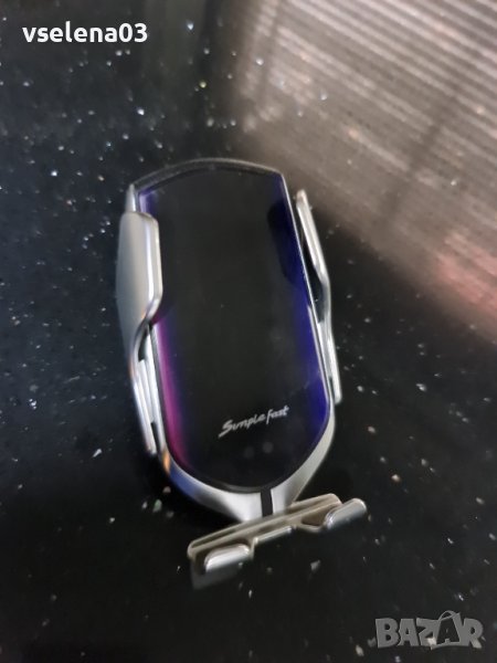 Стойка за телефон в автомобил, снимка 1