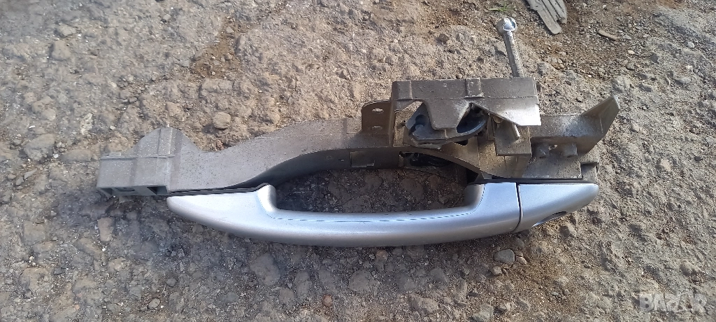 Външна дръжка предна лява врата Peugeot 407, снимка 1