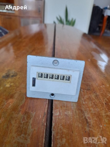 Стар моточасовник #2, снимка 1