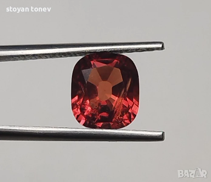 Естествен шпинел в горещо оранжево 1.13кт! НОВ!, снимка 1