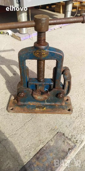 Тръбно менгеме PIONIER, снимка 1