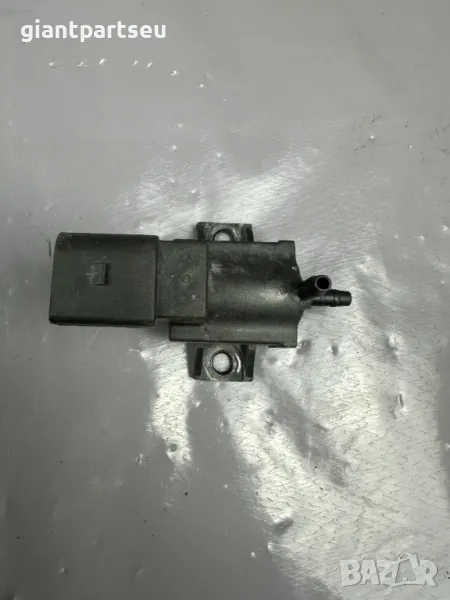 Вакуум Клапан за АУДИ AUDI VW PASSAT 037906283 D, снимка 1