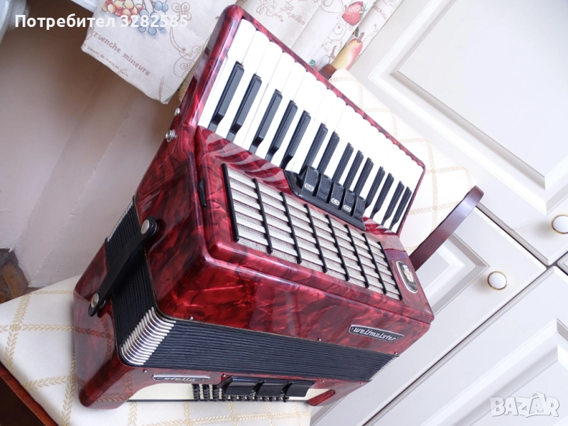 Акордеон Велтмайстер Стела 60 баса, снимка 1