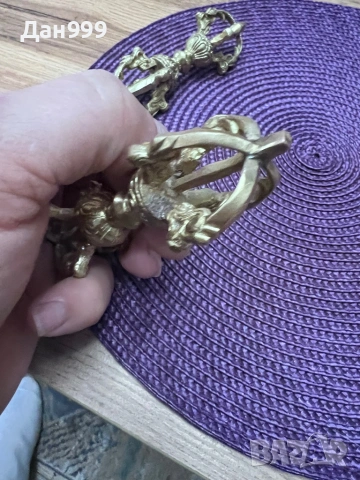 Антични тибетски амулети ваджра (дордже), снимка 8 - Антикварни и старинни предмети - 53237417