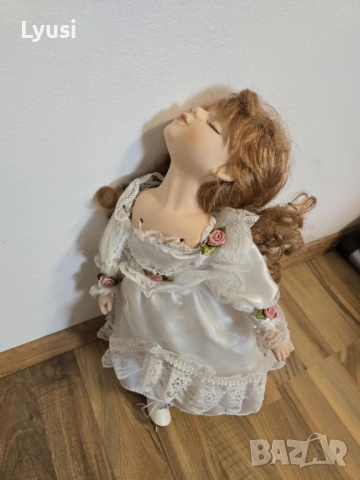 Различни порцеланови кукли, снимка 14 - Колекции - 53246986