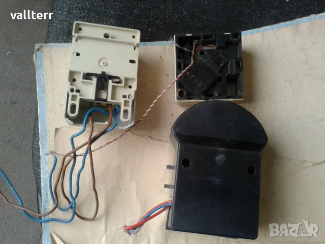 мотори 220-3 вол /зарядни,уреди.спиртник,ретро апаратура,пусково табло и други, снимка 18 - Друга електроника - 51605227