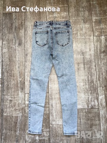 Нови дънкови дамски панталони висока талия дамски дънки накъсани светло сини еластични, снимка 4 - Дънки - 43057801