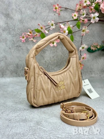чанти Miu Miu , снимка 7 - Чанти - 50627040