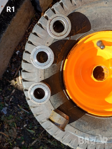 4бр -Втулки за тракторна косачка 