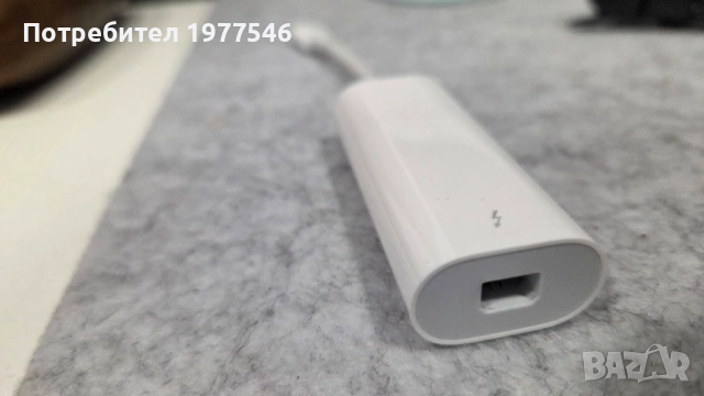 Адаптер Apple Thunderbolt 3 (USB-C) - Thunderbolt 2, снимка 2 - Кабели и адаптери - 53485912